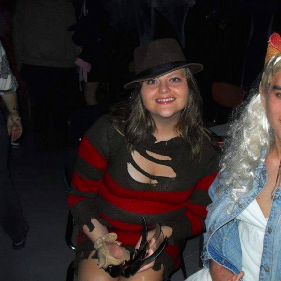 Meet your Posher, Angela - Picture 1 of 1